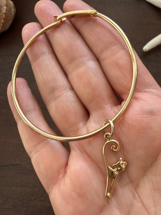 Jewelry - Gold Cat Charm Bangle Bracelet - Women Jewelry